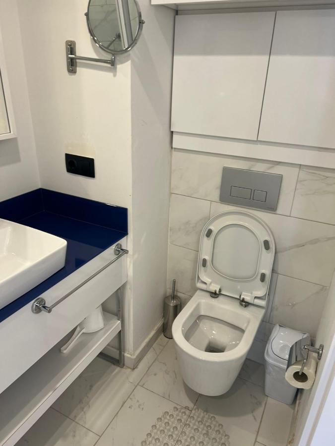 Aparthotel In City Batumi Ngoại thất bức ảnh