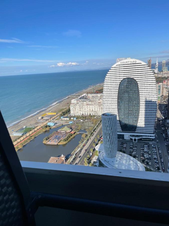 Aparthotel In City Batumi Ngoại thất bức ảnh