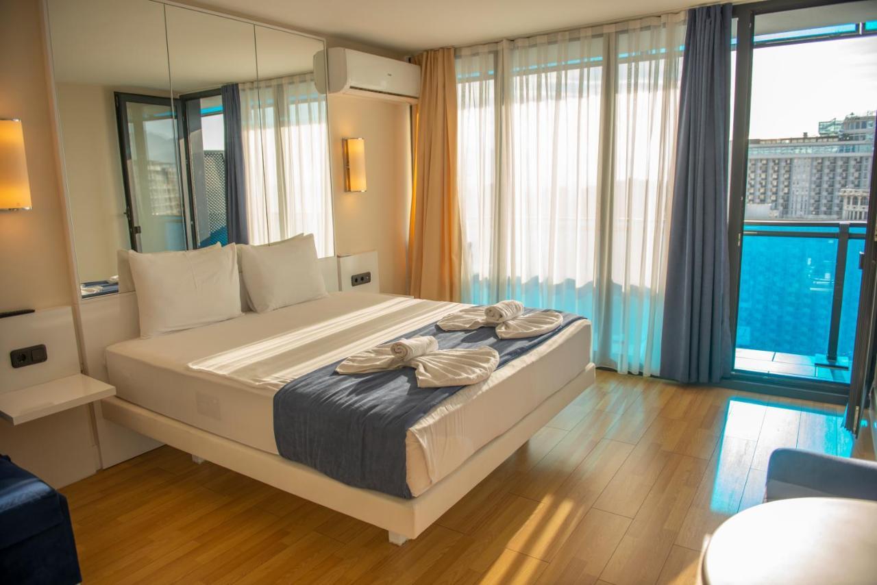 Aparthotel In City Batumi Ngoại thất bức ảnh
