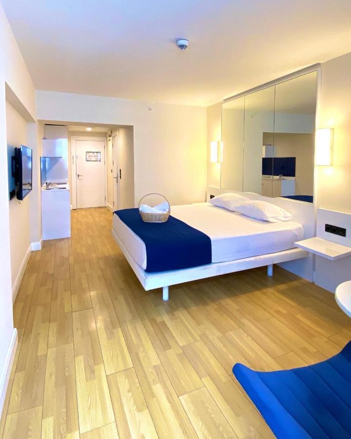 Aparthotel In City Batumi Ngoại thất bức ảnh