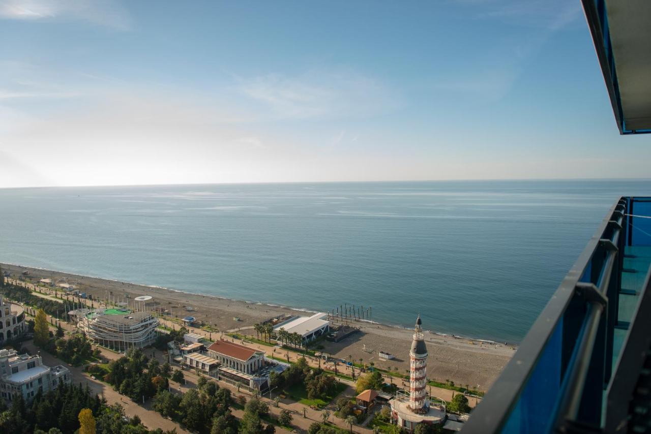 Aparthotel In City Batumi Ngoại thất bức ảnh