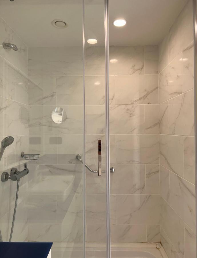 Aparthotel In City Batumi Ngoại thất bức ảnh